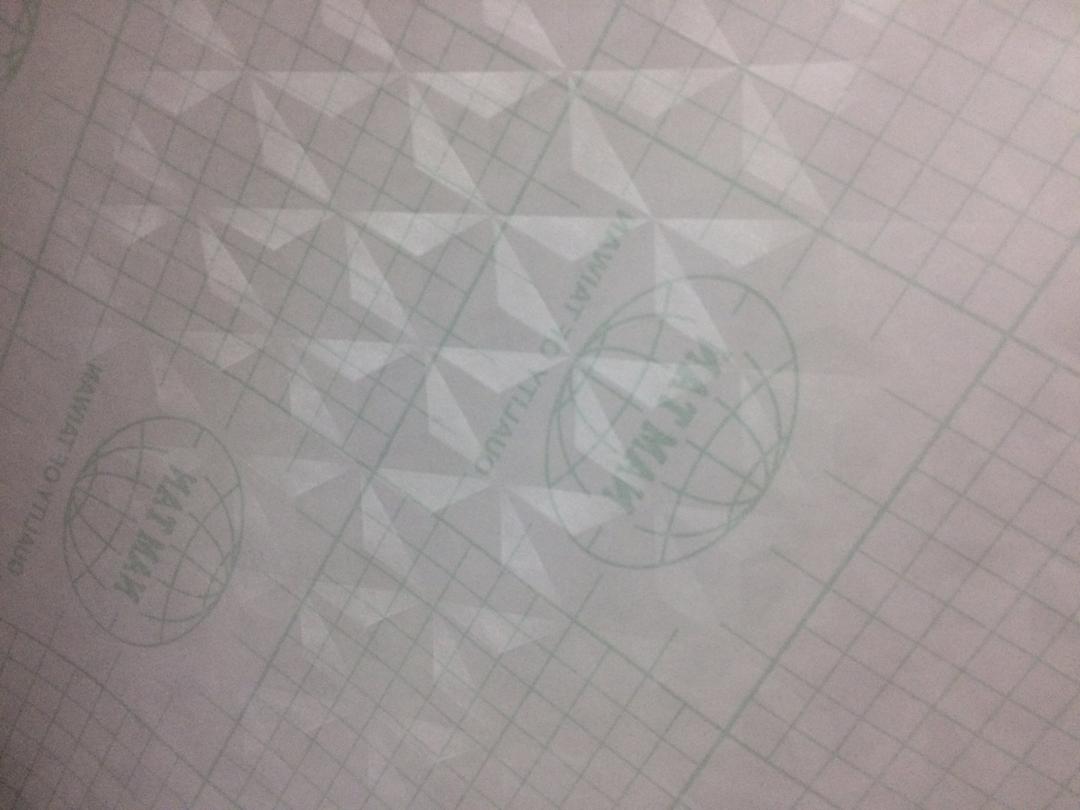 Decal cuộn kính mờ 3D hình thoi khổ 1m2