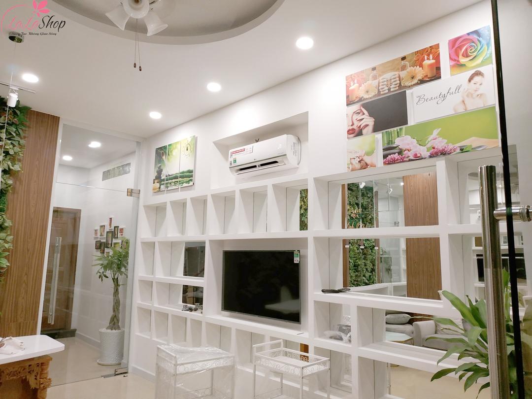 Tranh treo tường hoa vàng và xe đạp