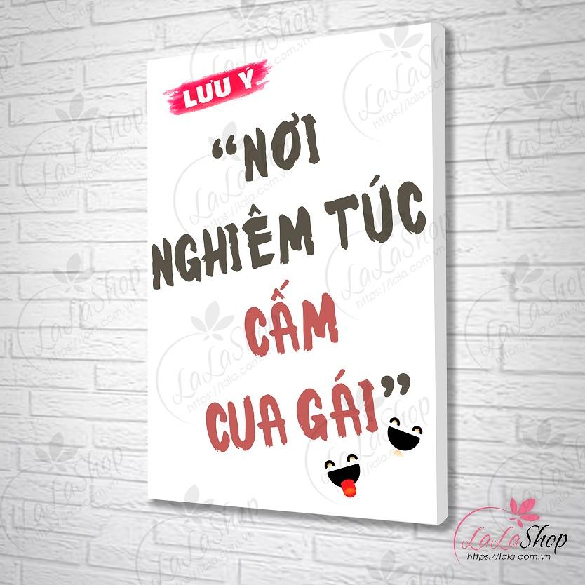 Tranh treo tường cấm cua gái