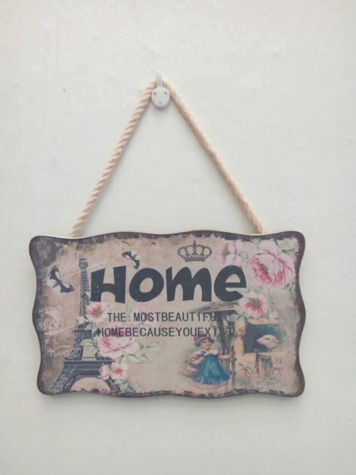 Bảng treo Home cô bé