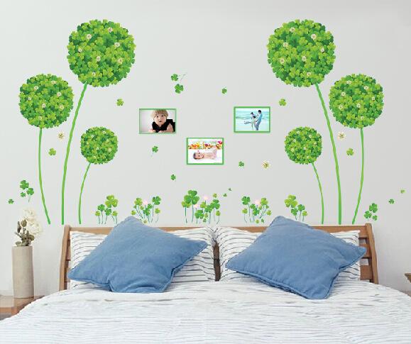 Decal dán tường tú cầu xanh 
