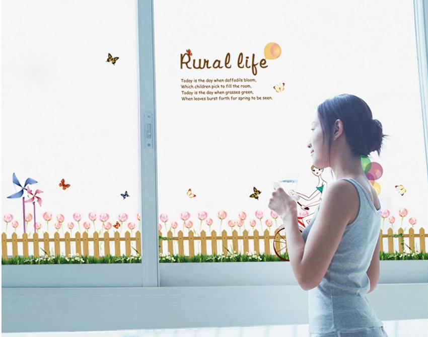 Decal dán tường hàng rào cô bé xe đạp