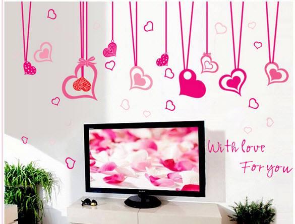 Decal dán tường dây leo  trái tim hồng