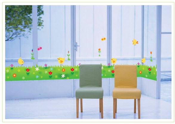 Decal dán tường Chân tường gà con
