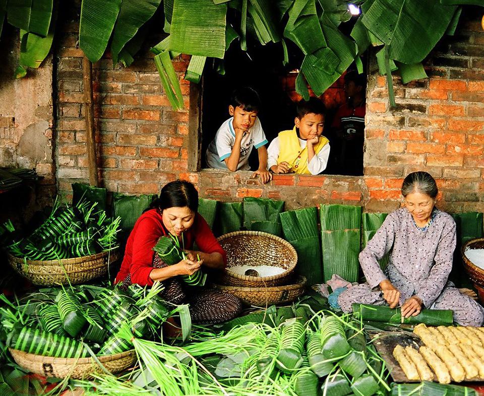 goi-banh-chung-banh-tet-2-89d75a6b99c705a8c18e82438f4f11b7