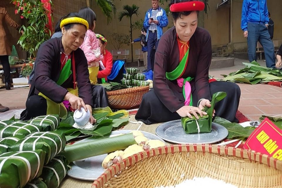 goi-banh-chung-banh-tet-3-461fc63386fb935d68ebb0edcae79f2a