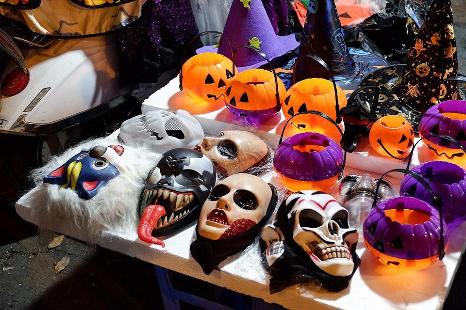 Những hình ảnh Halloween cute đến kinh dị đáng sợ đẹp nhất 2025