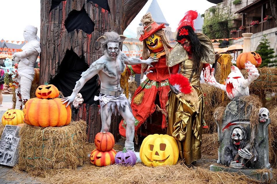 Những hình ảnh Halloween cute đến kinh dị đáng sợ đẹp nhất 2025