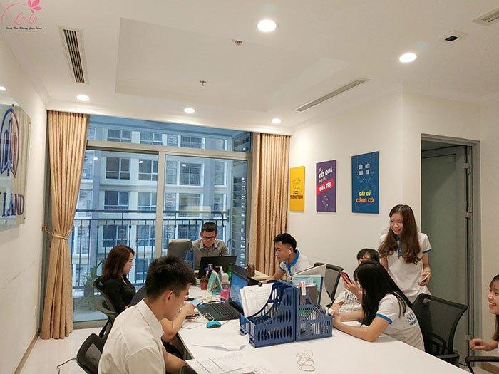 Tranh văn phòng thái độ hơn trình độ 70% thái độ 26% kỹ năng 4% kiến thức