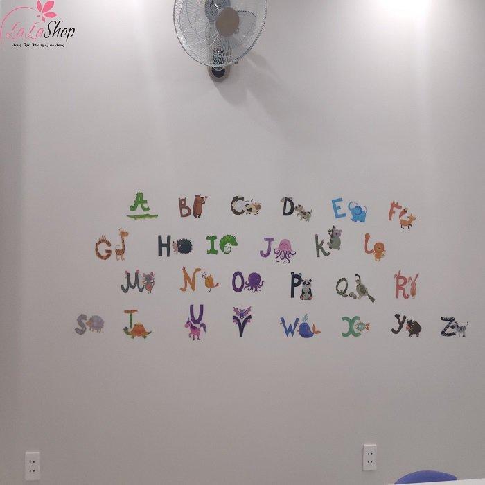 Decal dán tường bảng chữ cái hình thú 2