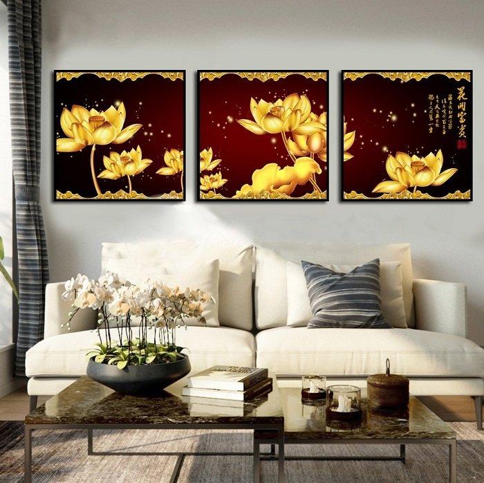 tranh treo tường sen vàng may mắn