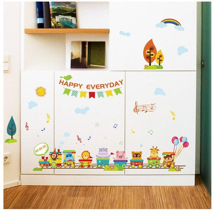 Decal dán tường đoàn tàu vui vẻ 2