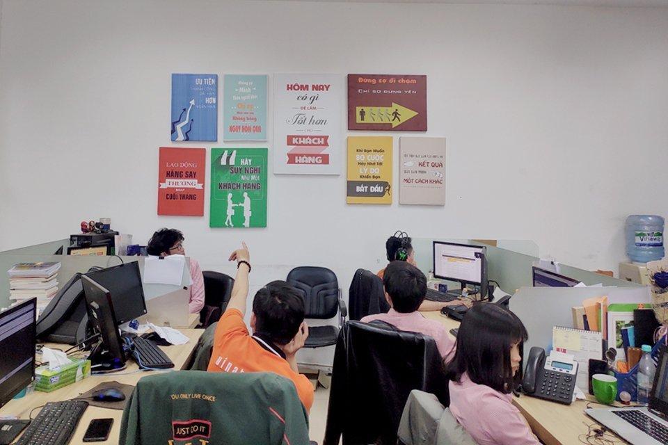 Tranh slogan teamwork make the dreamwork