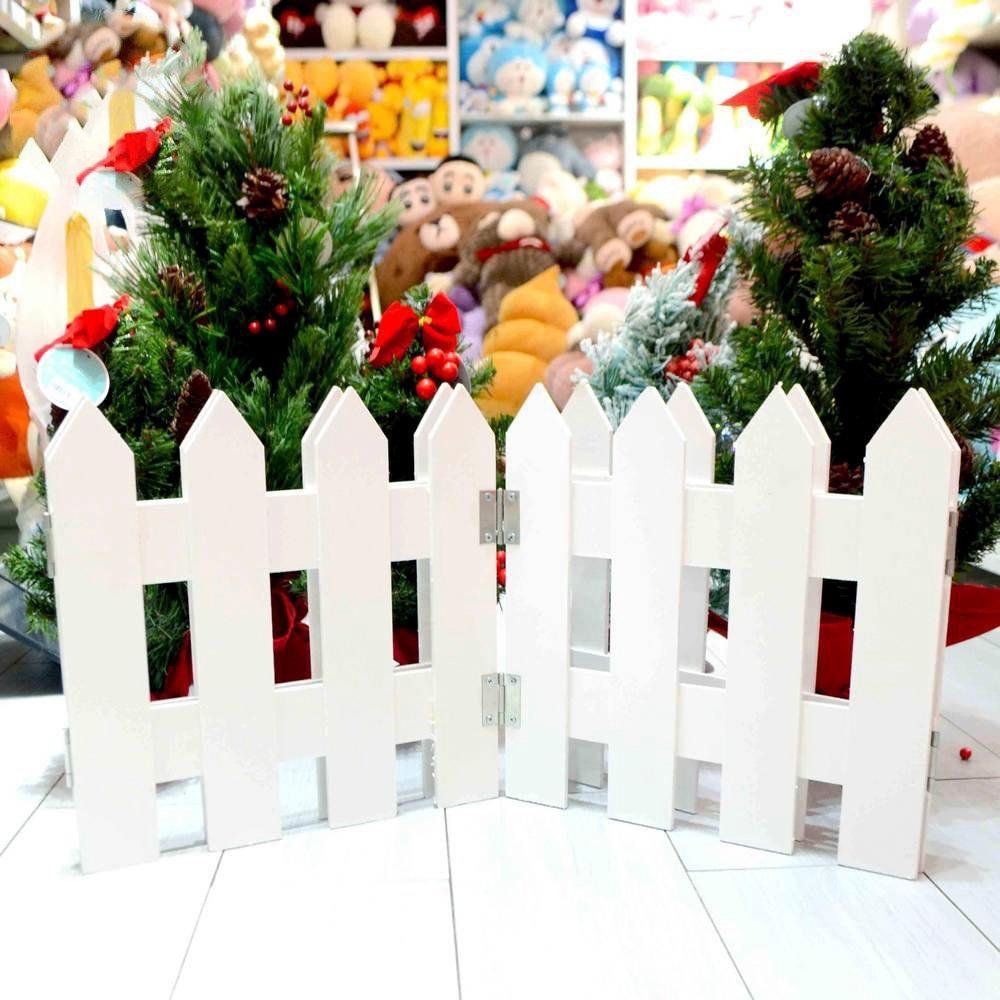 Đồ trang trí noel hàng rào trắng