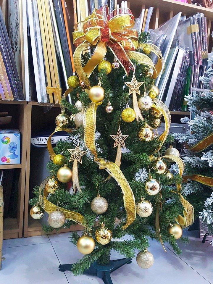 Cây Thông Noel Trang Trí Mẫu 5 cây thông 1m2