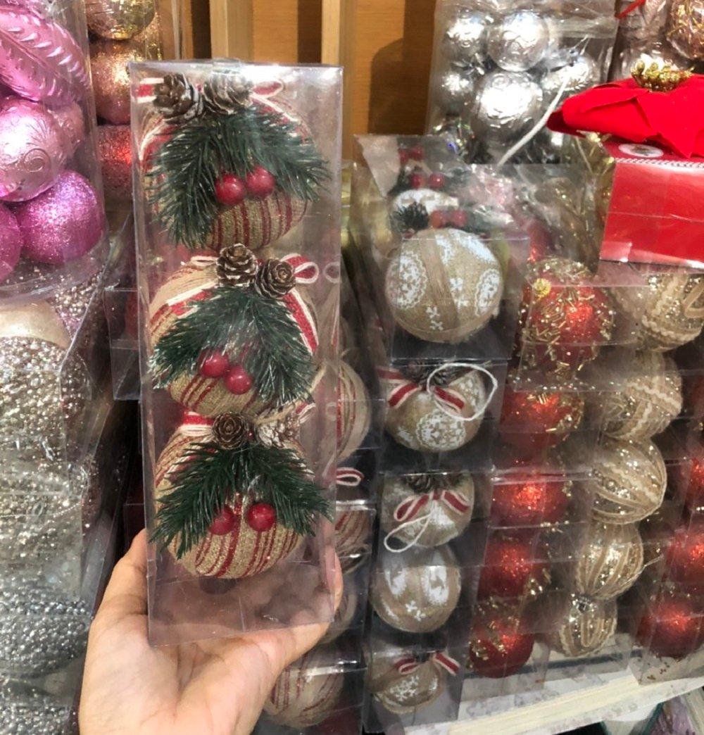 Trang trí noel Hộp 3 quả châu lá thông