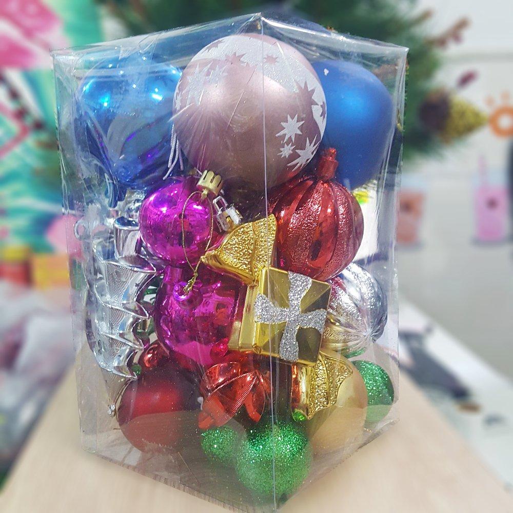Hộp châu nhiều màu nhiều phụ kiện trang trí noel