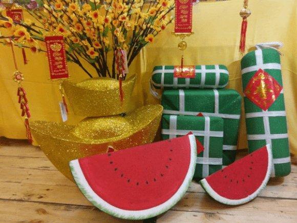 Thỏi vàng kim tuyến xốp trang trí tết