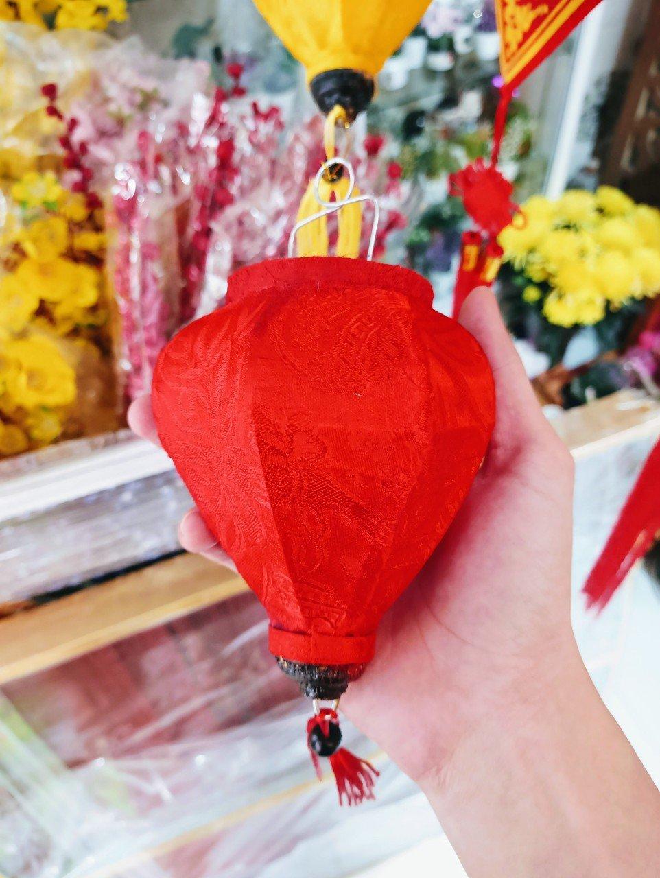 Lồng đèn hội an trang trí tết - (Loại dài màu đỏ)