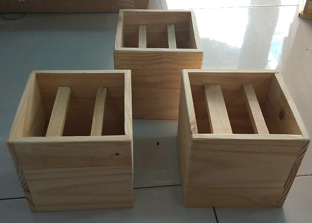 Hộp gỗ cắm hoa vuông trơn