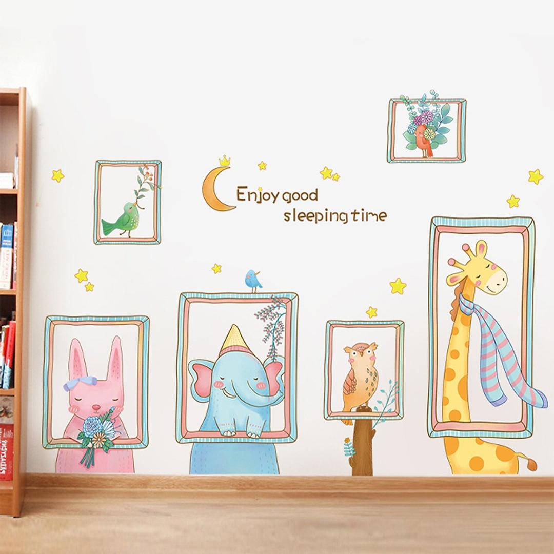 Decal dán tường khung ảnh động vật