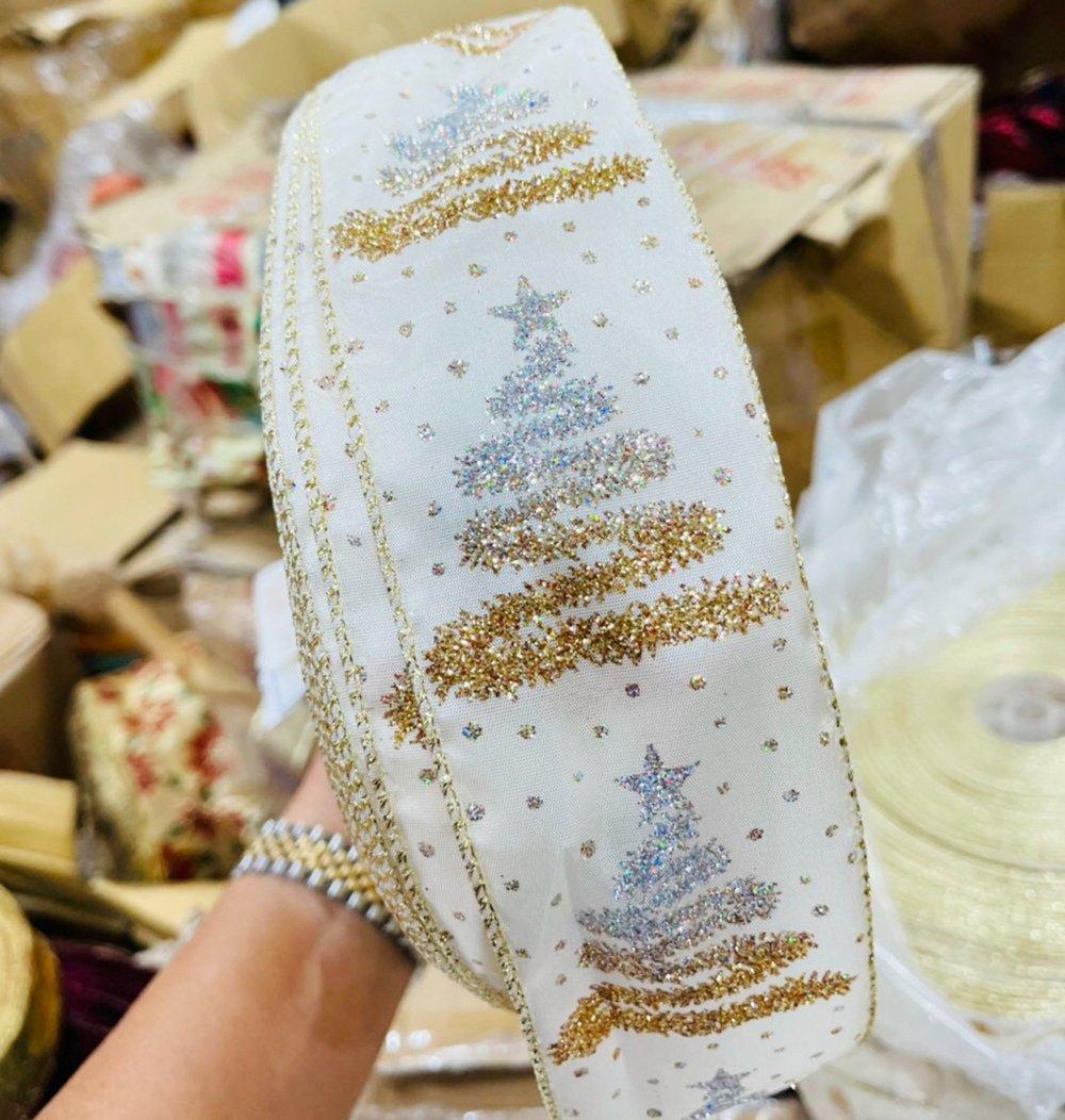 Vòng ruy băng hình cây thông trang trí noel