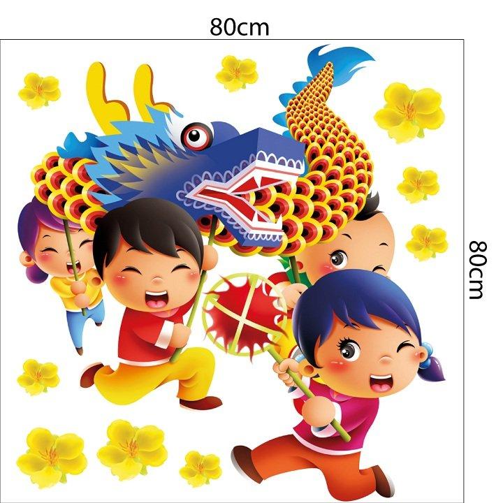 Decal trang trí tết bé múa lân đón xuân mẫu 5