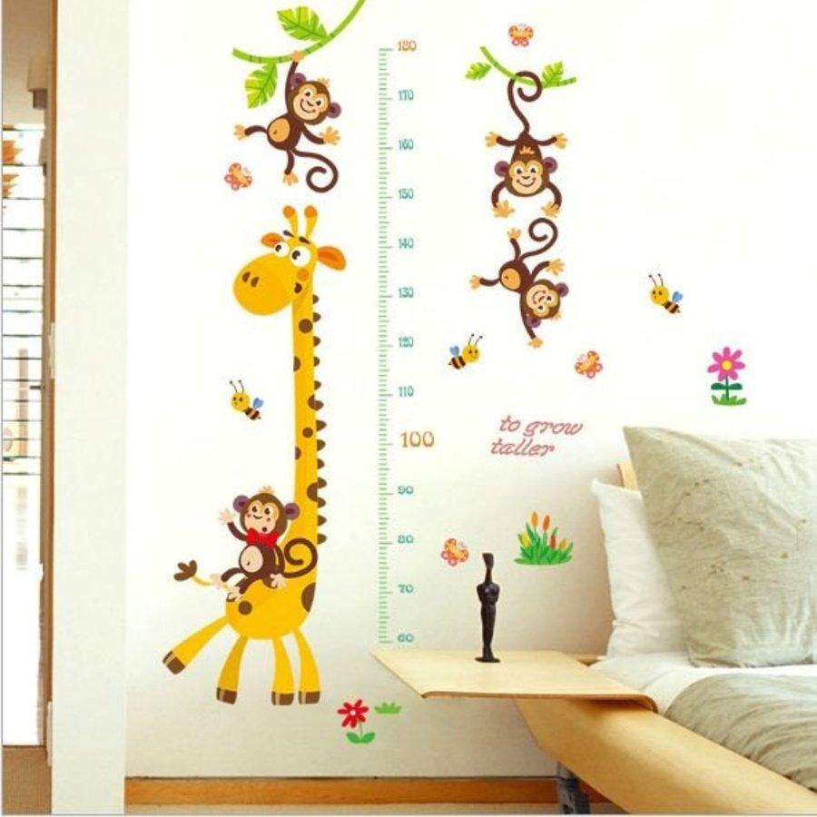 Decal dán tường thước đo hươu vàng (50x70)