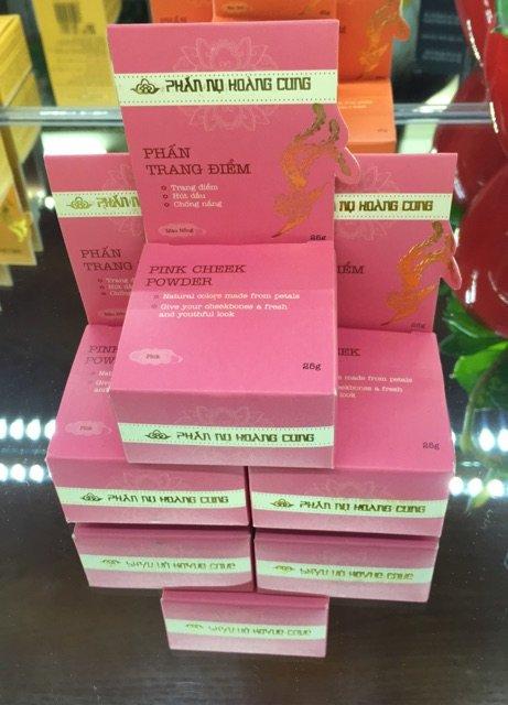 Set Hộp Quà Tặng Nụ Hồng Môi Xinh Kèm Mỹ Phẩm ( Phấn Má Và Son Dưỡng Môi )