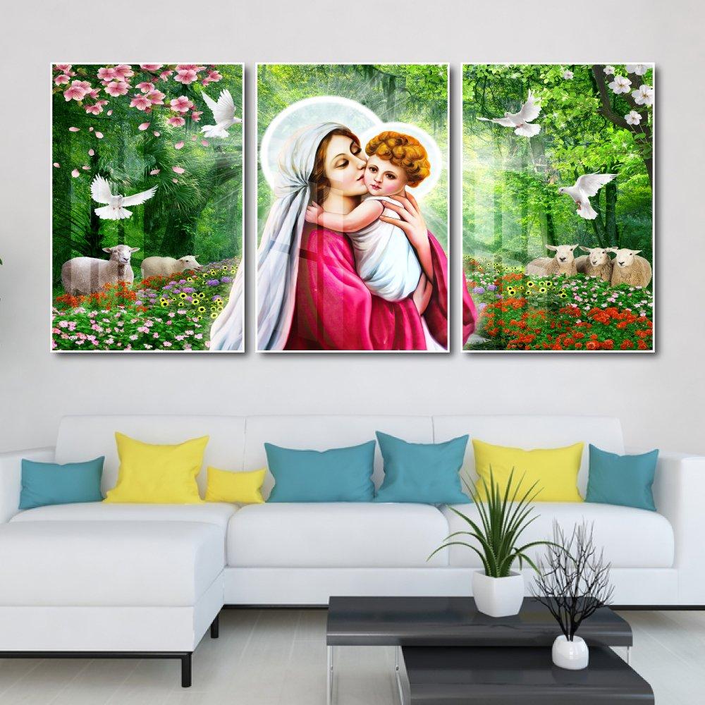 Tranh Treo Tường Mẹ Maria Hôn Bé Nhỏ Bên Đàn Cừu