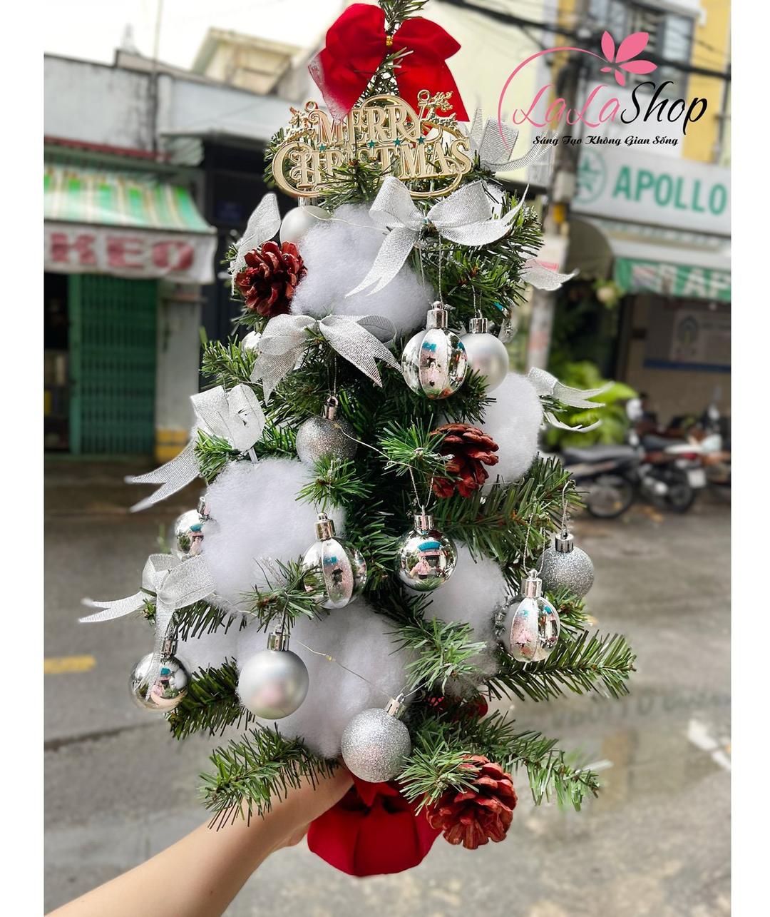 Cây Thông Noel Mini 60cm Sắc Trắng Full Phụ Kiện Mẫu 15