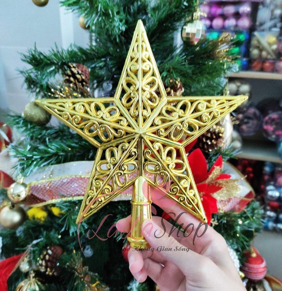 Ngôi sao đỉnh họa tiết trang trí noel