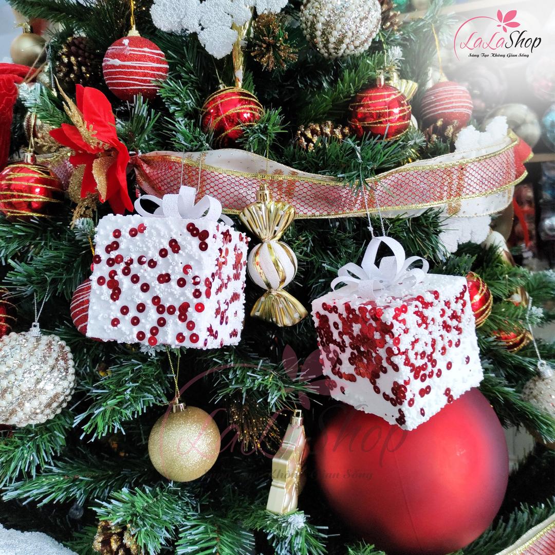 Set 2 hộp quà phủ kim tuyến treo trang trí noel mẫu 4