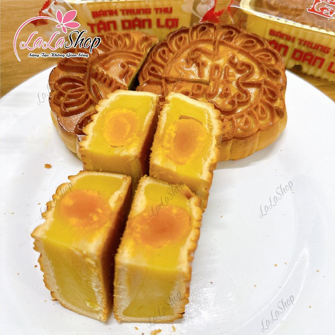 Bánh trung thu nhân đậu xanh 2 trứng 200G Bánh Tân Dân Lợi