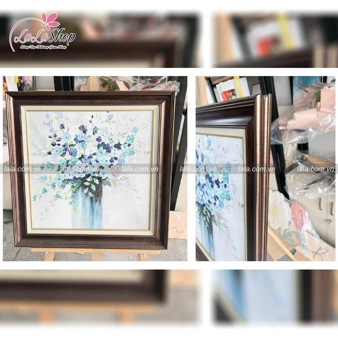 Tranh Treo Tường Canvas Lồng Khung Nâu Và Trắng