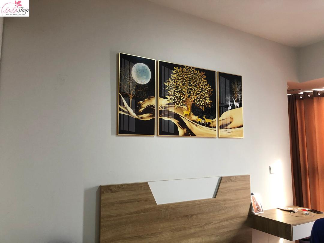 Tranh treo tường nai vàng dưới trăng đêm (HG)