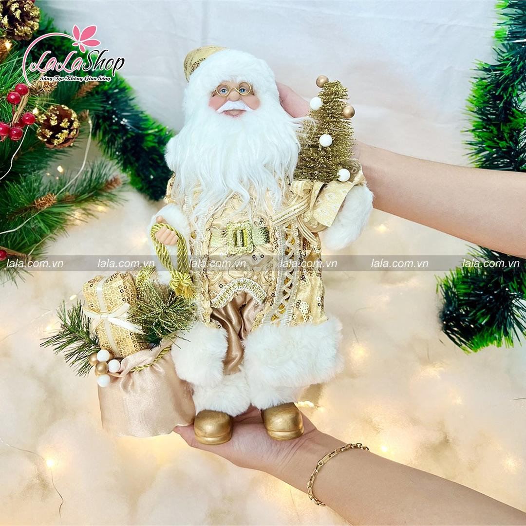 Mô hình Ông Già Noel Đỏ Cầm Cây Thông Vàng Size Nhỏ 027