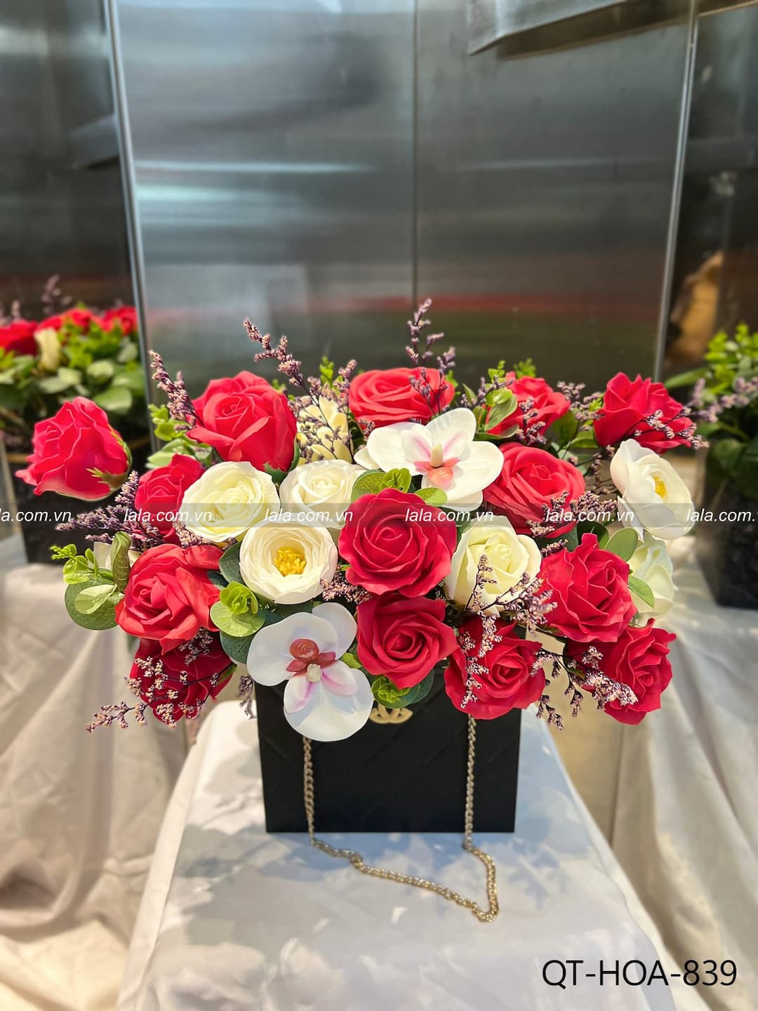 Lẵng hoa để bàn cao cấp sắc hồng mẫu 839