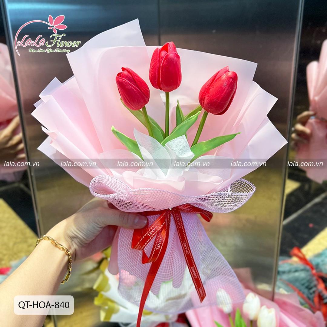 Bó 3 bông hoa tulip nhiều màu