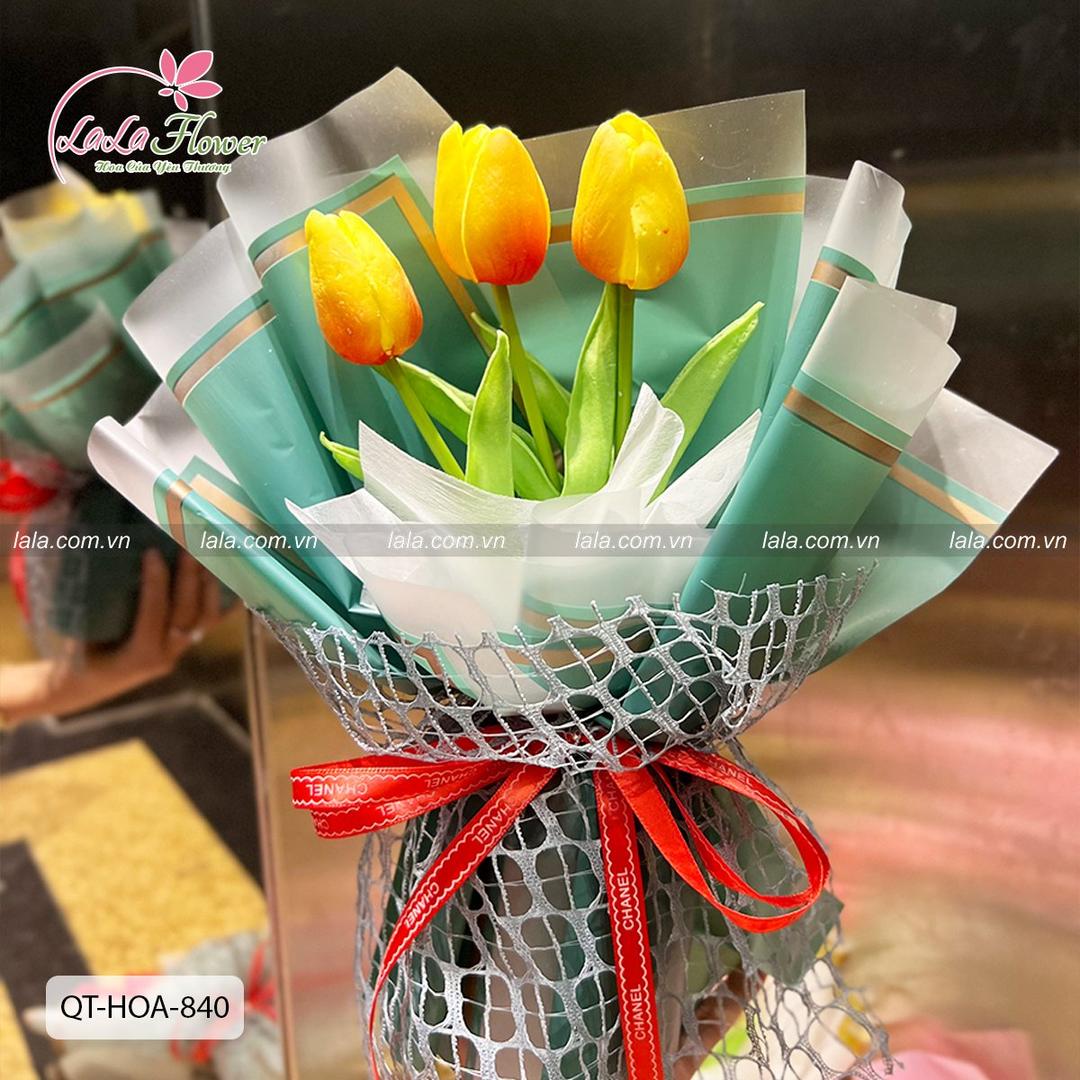 Bó 3 bông hoa tulip nhiều màu