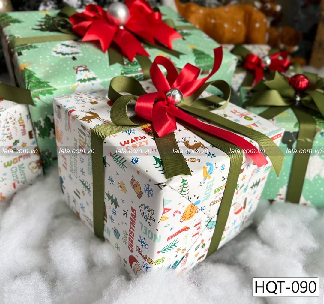 Set 5 hộp quà giáng sinh trang trí cây thông noel làm quà tặng - Mẫu 090