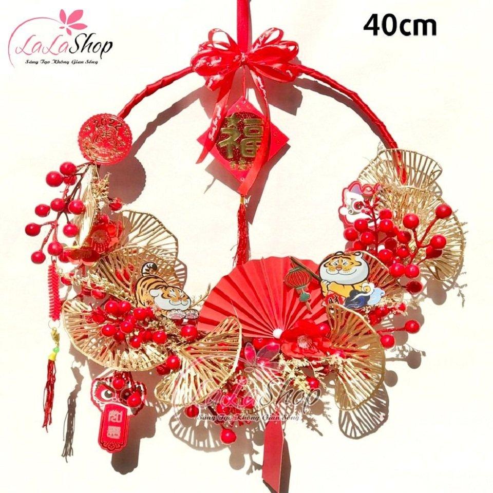 Quạt Giấy Đỏ Trang Trí Tết 2026