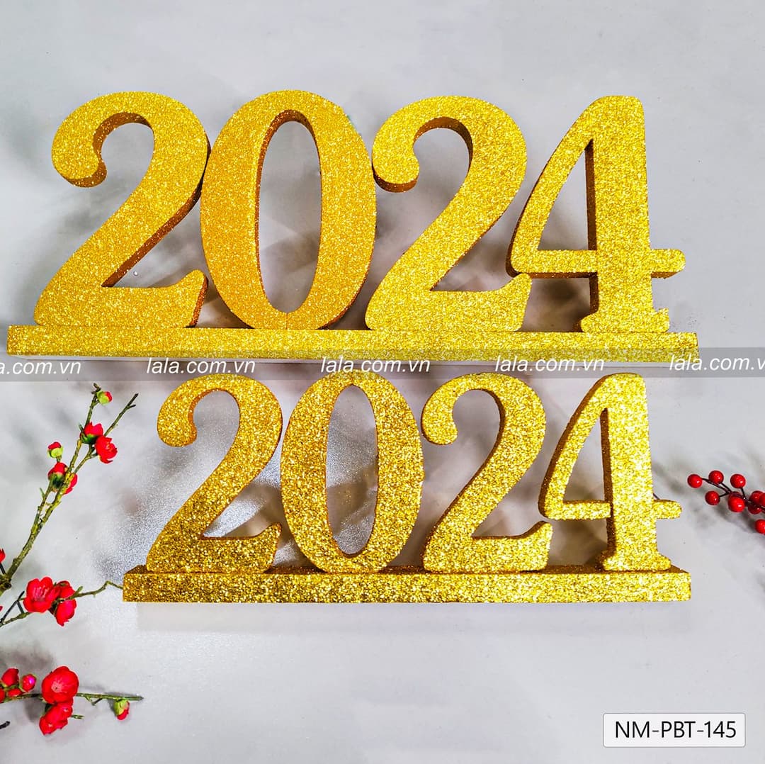 Mô hình năm mới số 2024 vàng lớn trang trí tết