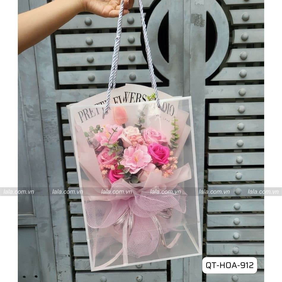 Túi quà tặng bó hoa sáp thơm mix tông hồng nhạt mẫu 912