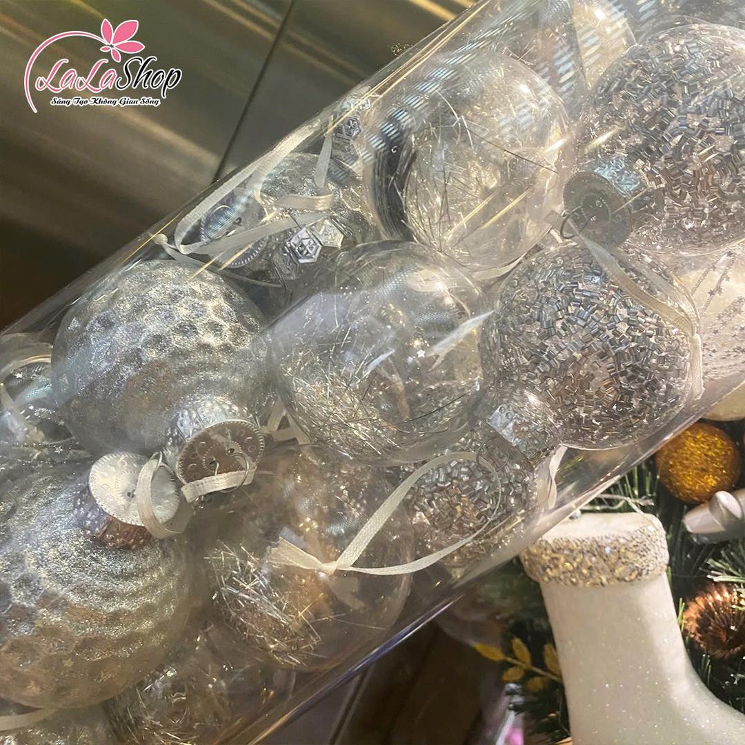 Hộp 24 Quả Châu Màu Bạc Lấp Lánh 8cm Trang Trí Noel