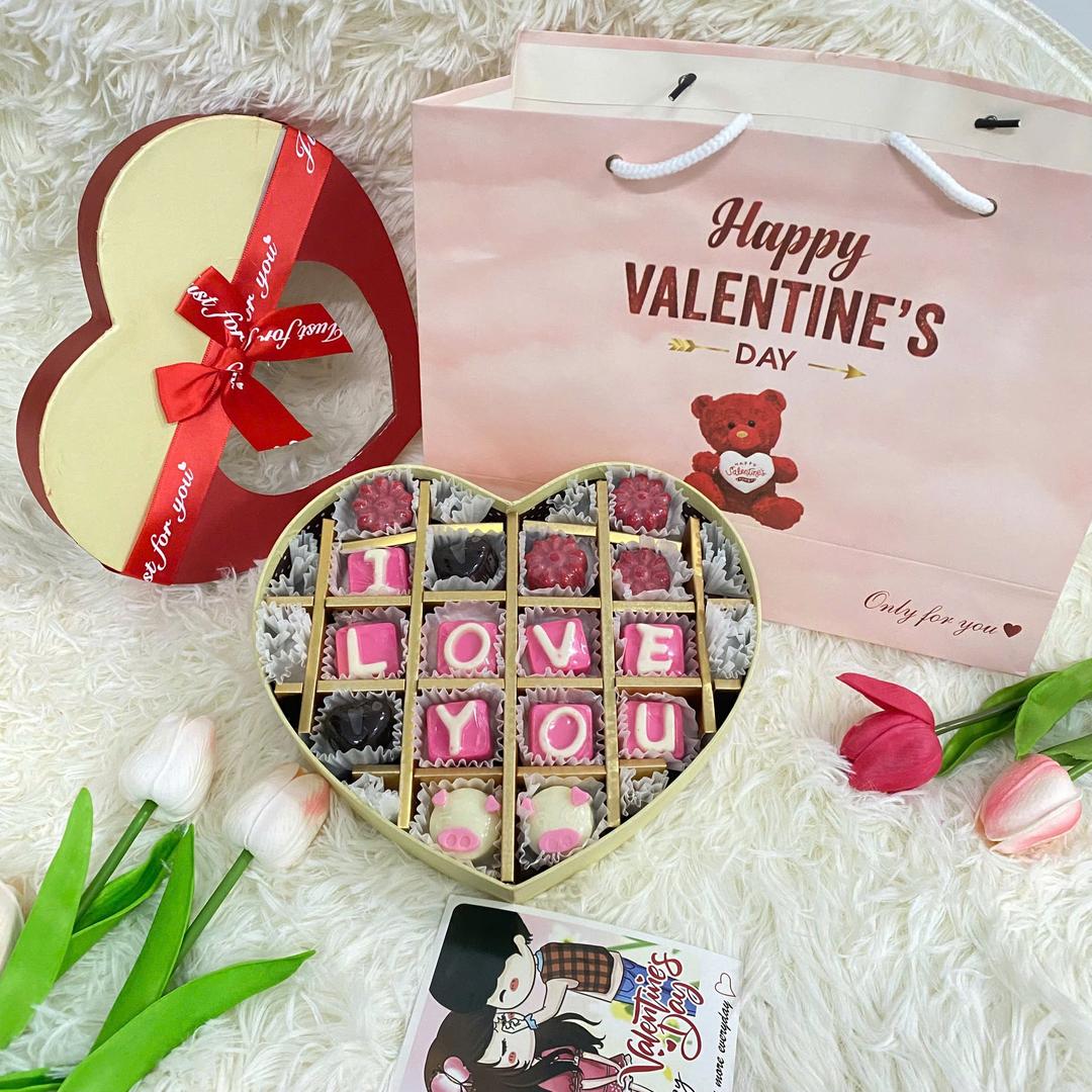 Hộp 16 Viên Socola I Love You ngọt ngào