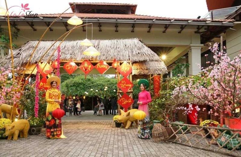 Trang trí nơi làm việc – khơi cảm hứng, đón Tết rộn ràng 