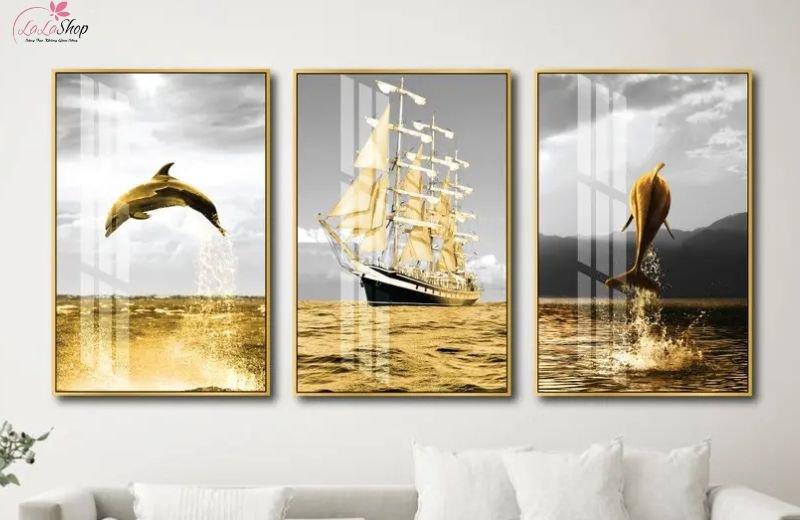 Tranh tráng gương cao cấp – Hiệu ứng phản chiếu tinh tế, bền đẹp theo thời gian.