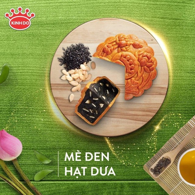 Bánh Trung Thu Kinh Đô Mè Đen Hạt Dưa 0 Trứng 150g (XMD)