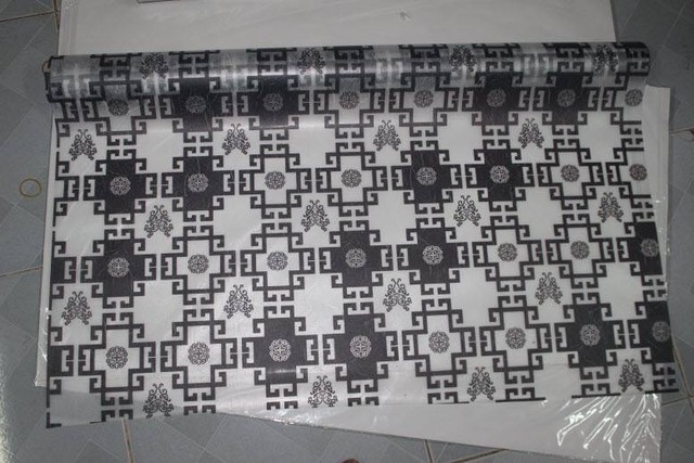 Decal cuộn kính mờ họa tiết đen Octki (028)